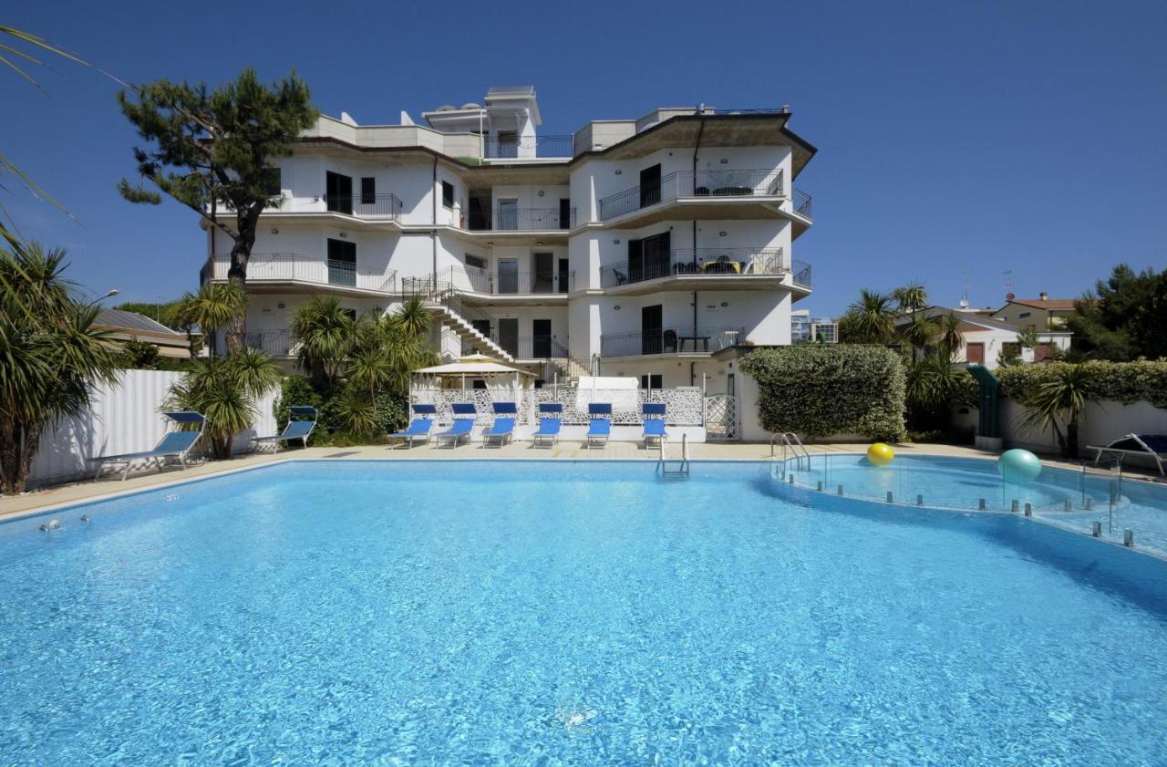 Residence Acquamarina San Benedetto del Tronto Zewnętrze zdjęcie