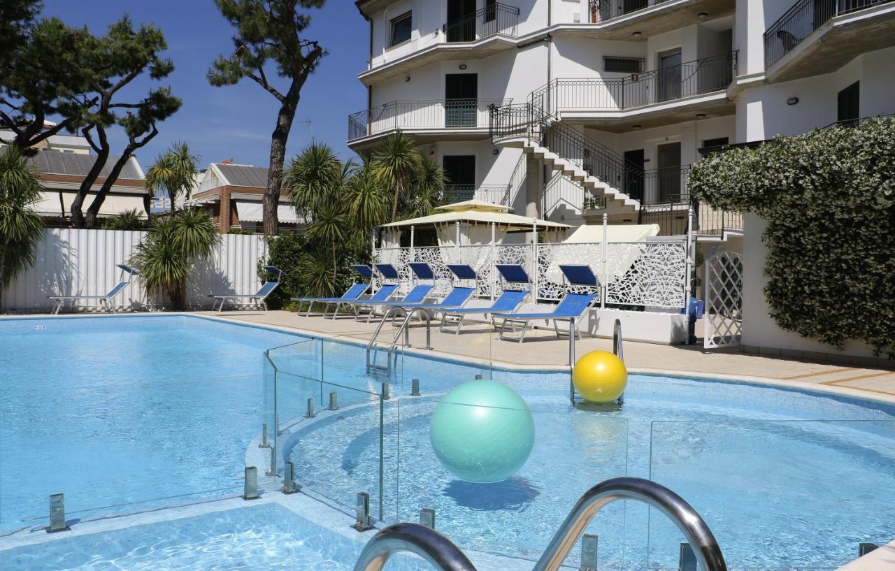 Residence Acquamarina San Benedetto del Tronto Zewnętrze zdjęcie
